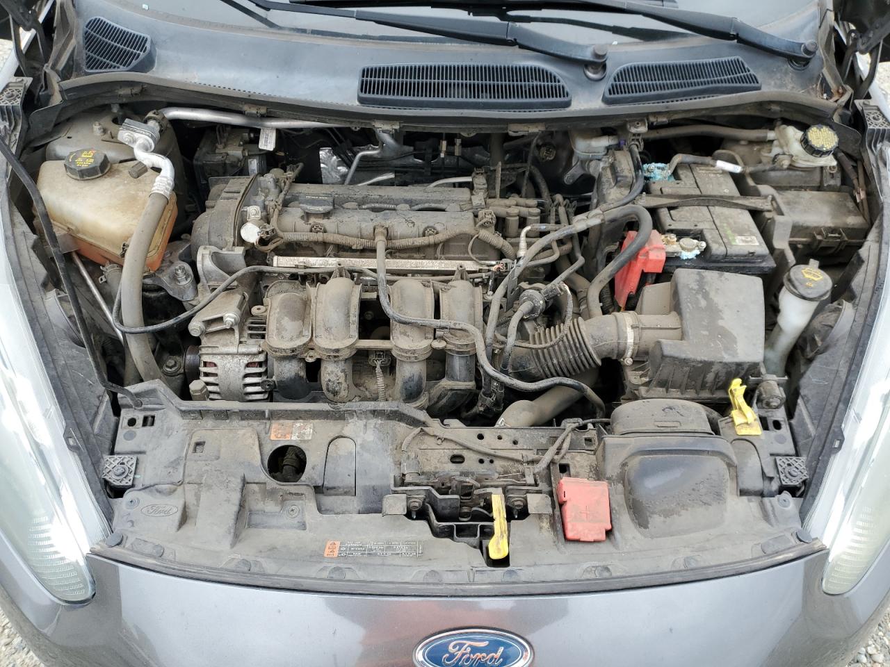 2016 Ford Fiesta - Image 12