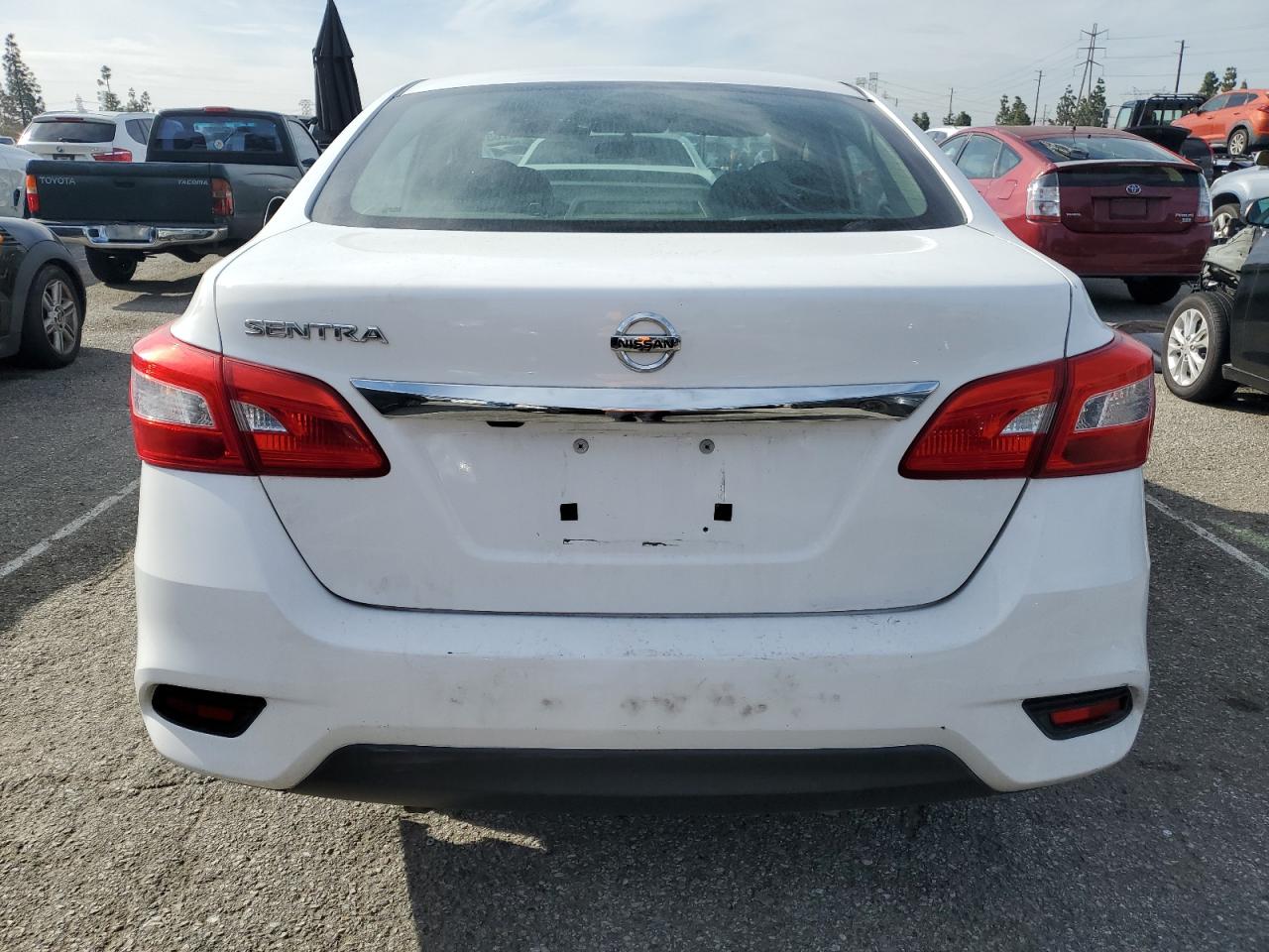 2018 Nissan Sentra S VIN: 3N1AB7AP3JY330714 Lot: 49295765