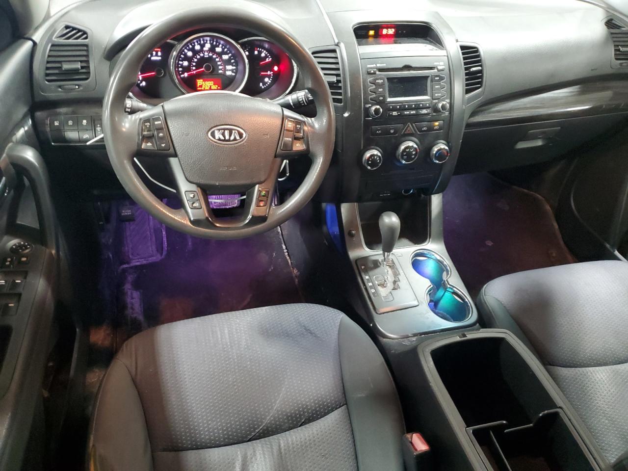2012 Kia Sorento - Image 8