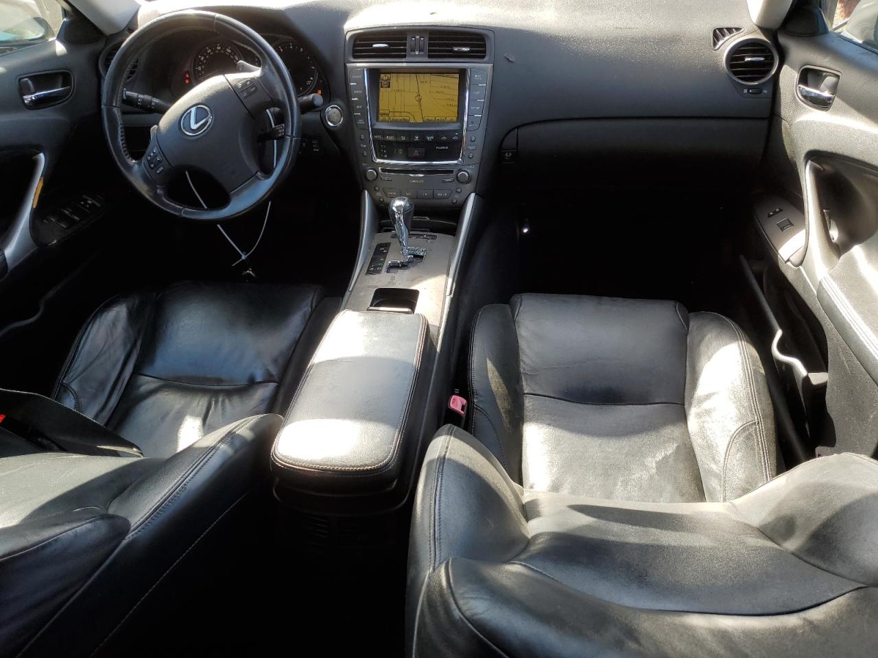 2010 Lexus IS - Image 8