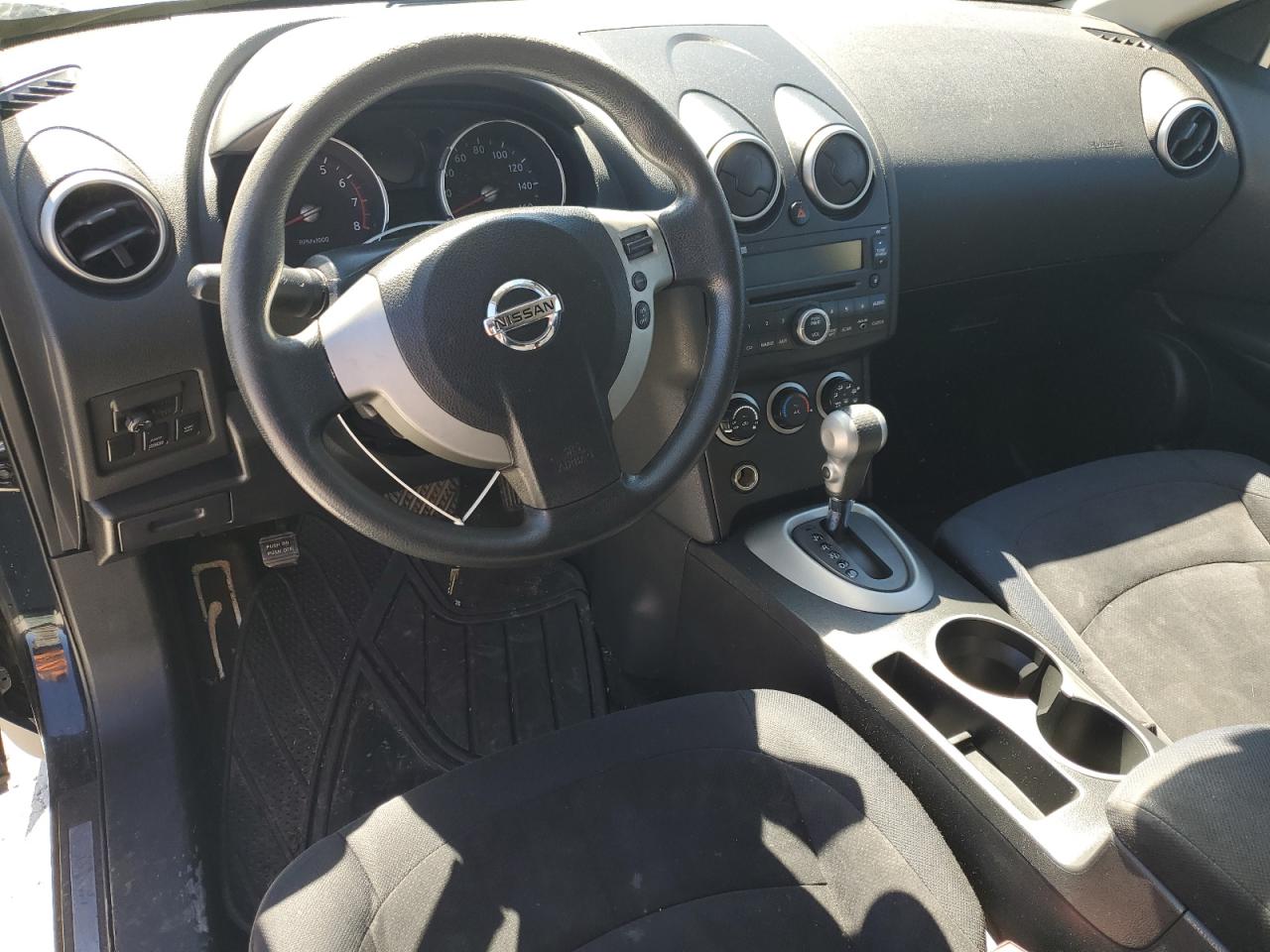 2010 Nissan Rogue - Image 8