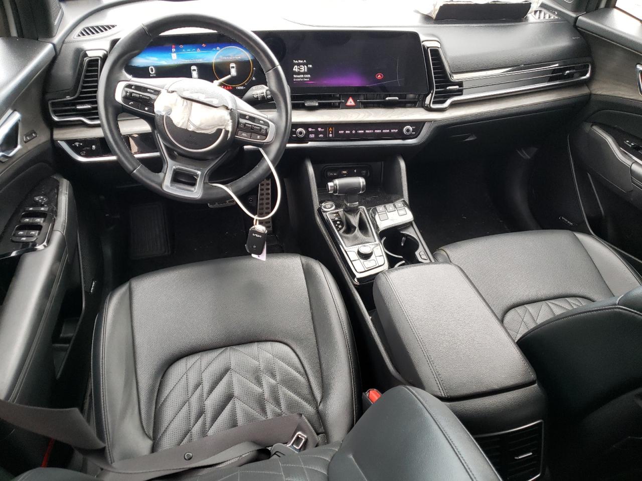 2024 Kia Sportage - Image 8