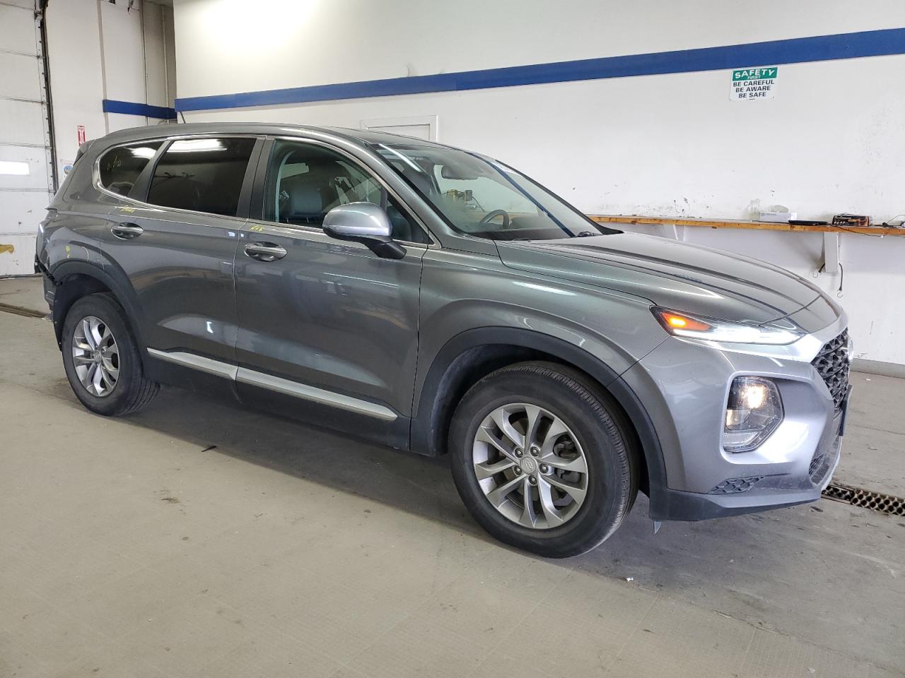 2019 Hyundai Santa Fe - Image 4