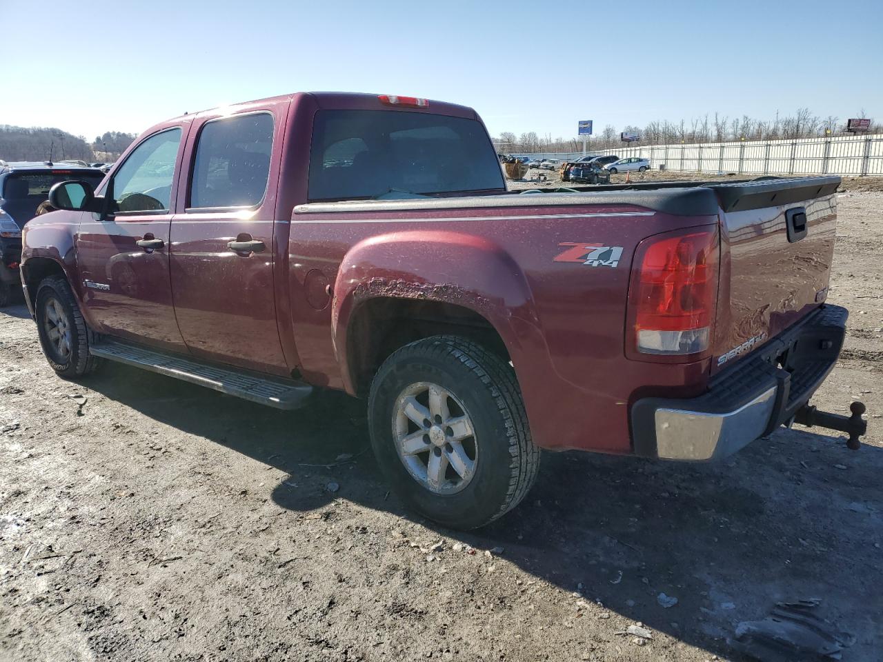 2007 GMC Sierra - Image 2