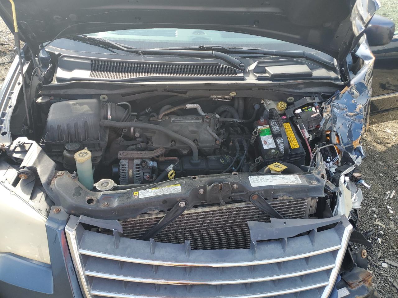 2009 Chrysler Town & Country - Image 14
