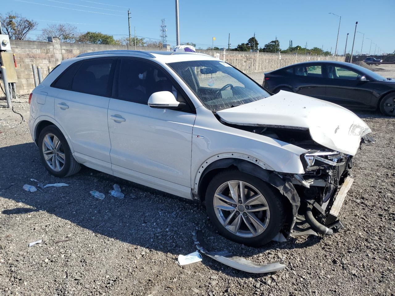 2018 Audi Q3 - Image 4