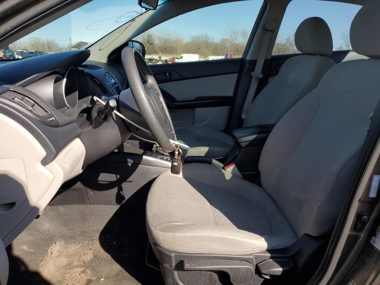 2011 Kia Forte - Image 7