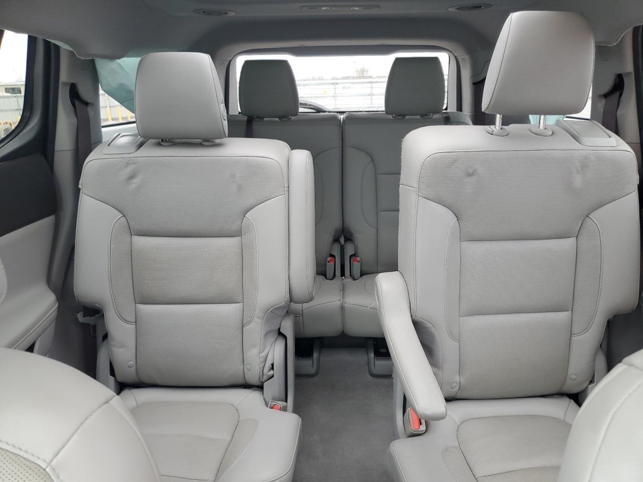 2018 GMC Acadia - Image 10