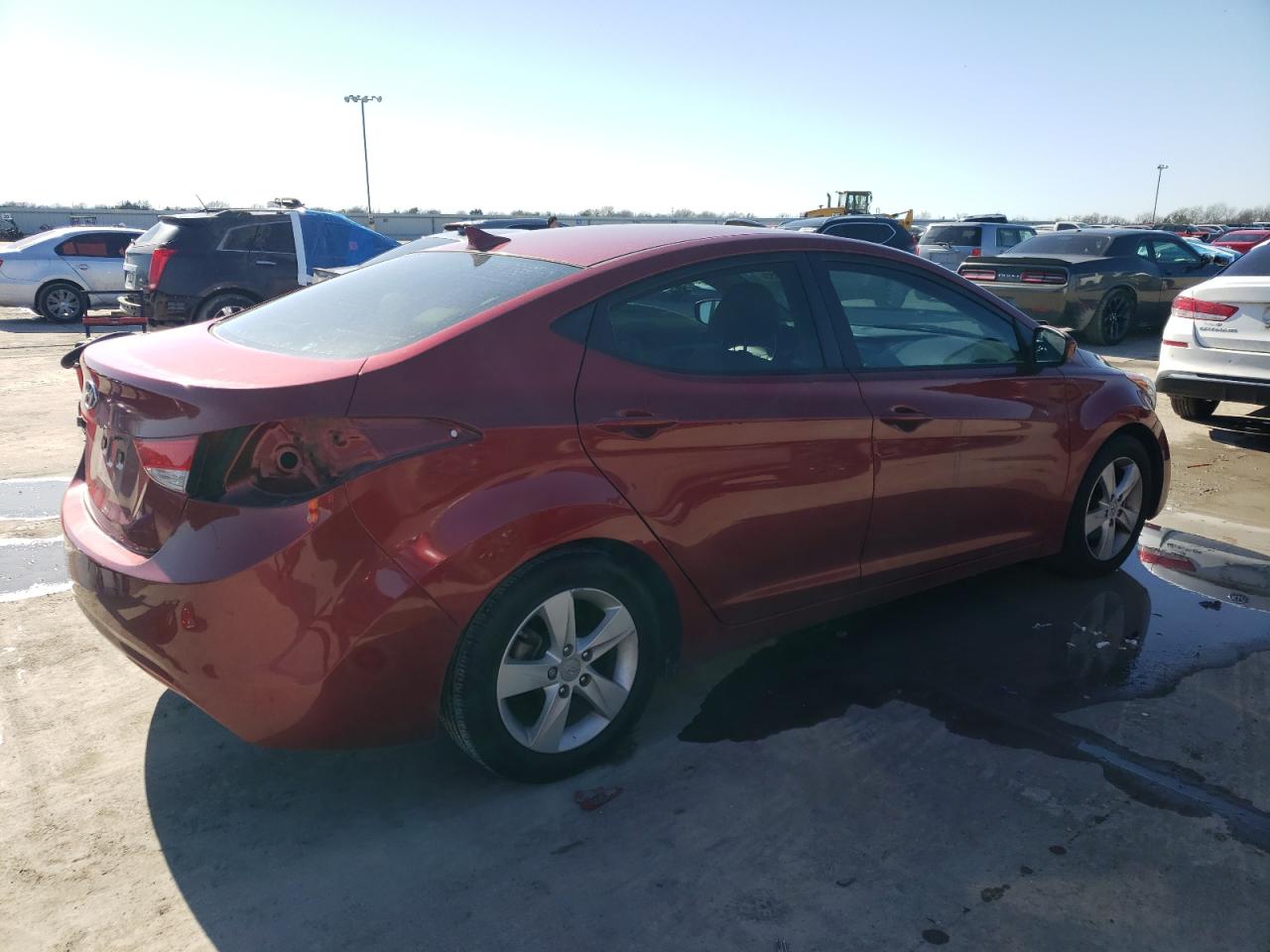 2013 Hyundai Elantra - Image 3