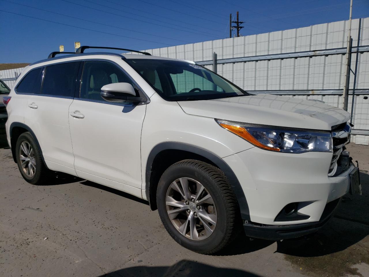 2014 Toyota Highlander - Image 4