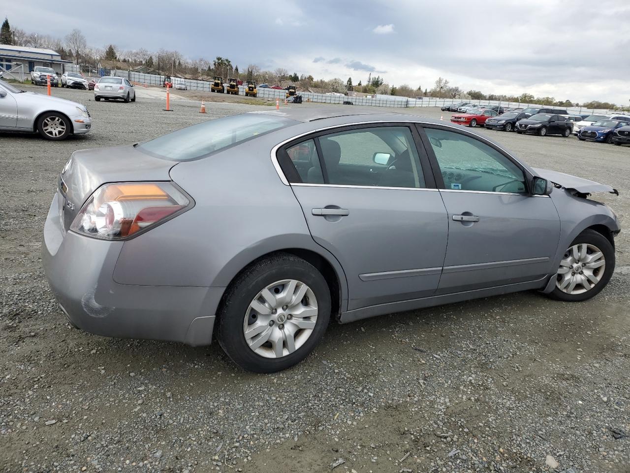 2009 Nissan Altima - Image 3