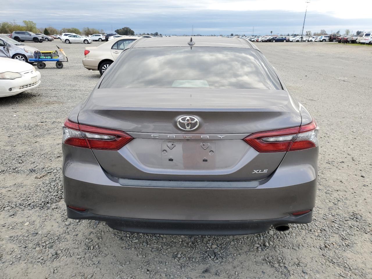 2021 Toyota Camry - Image 6
