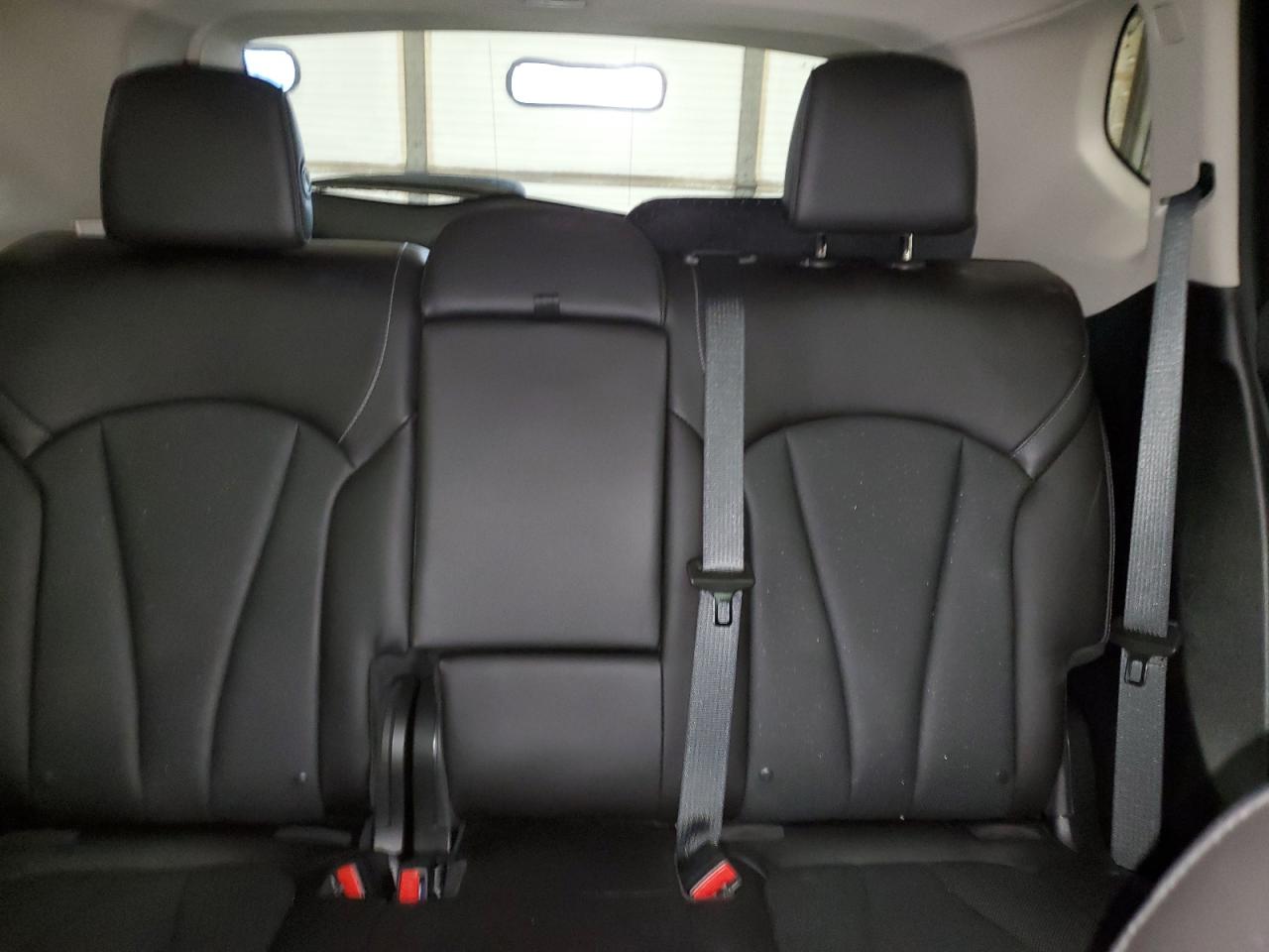 2020 Buick Envision - Image 10