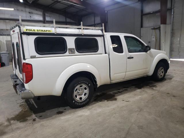 Pickups NISSAN FRONTIER 2016 White