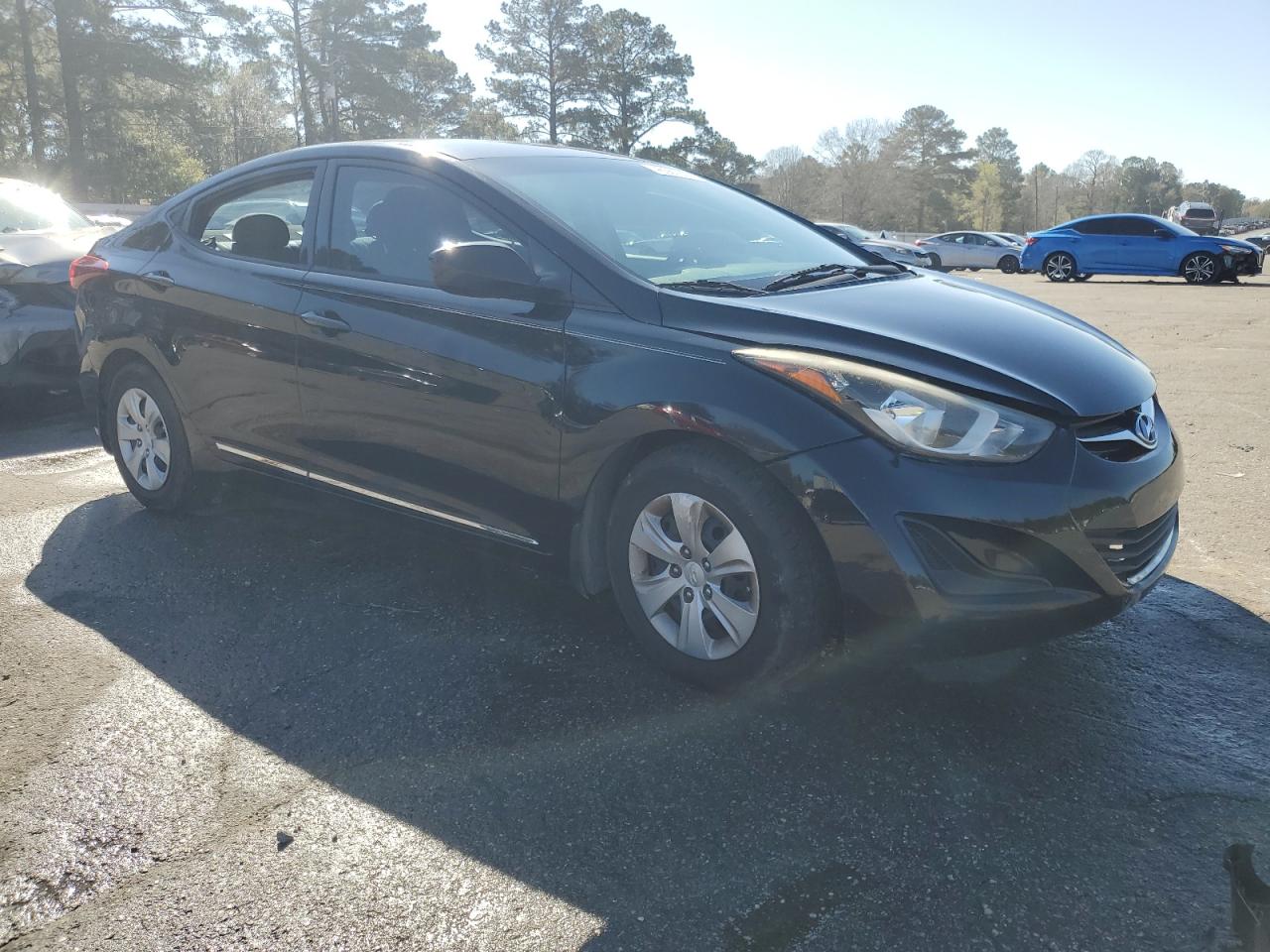 2016 Hyundai Elantra - Image 4
