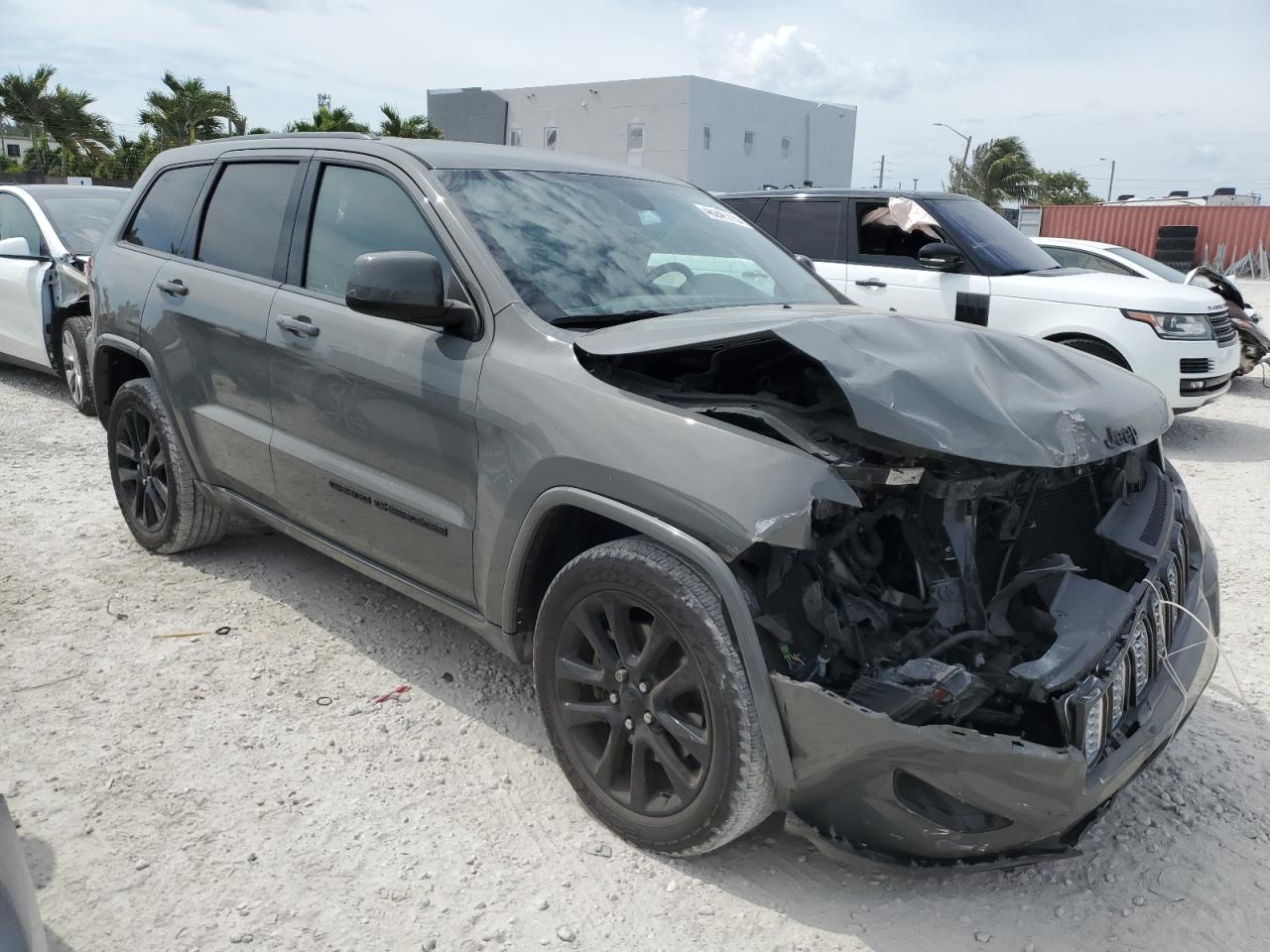 2021 Jeep Grand Cherokee - Image 4
