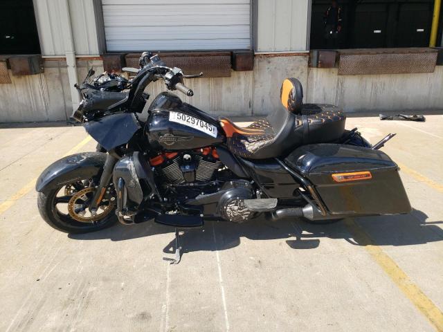  HARLEY-DAVIDSON FLTRK 2023 Чорний