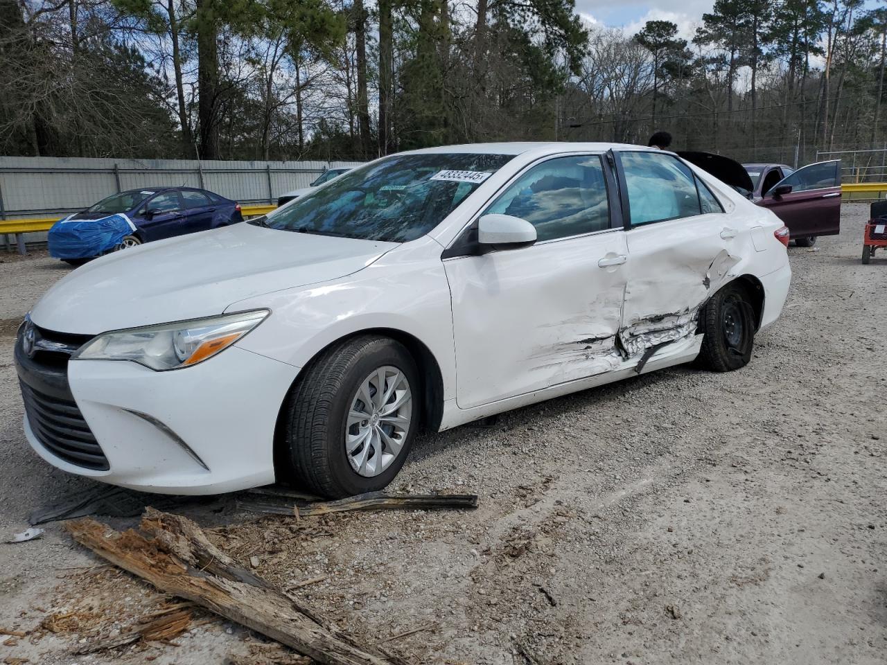 2015 Toyota Camry - Image 1