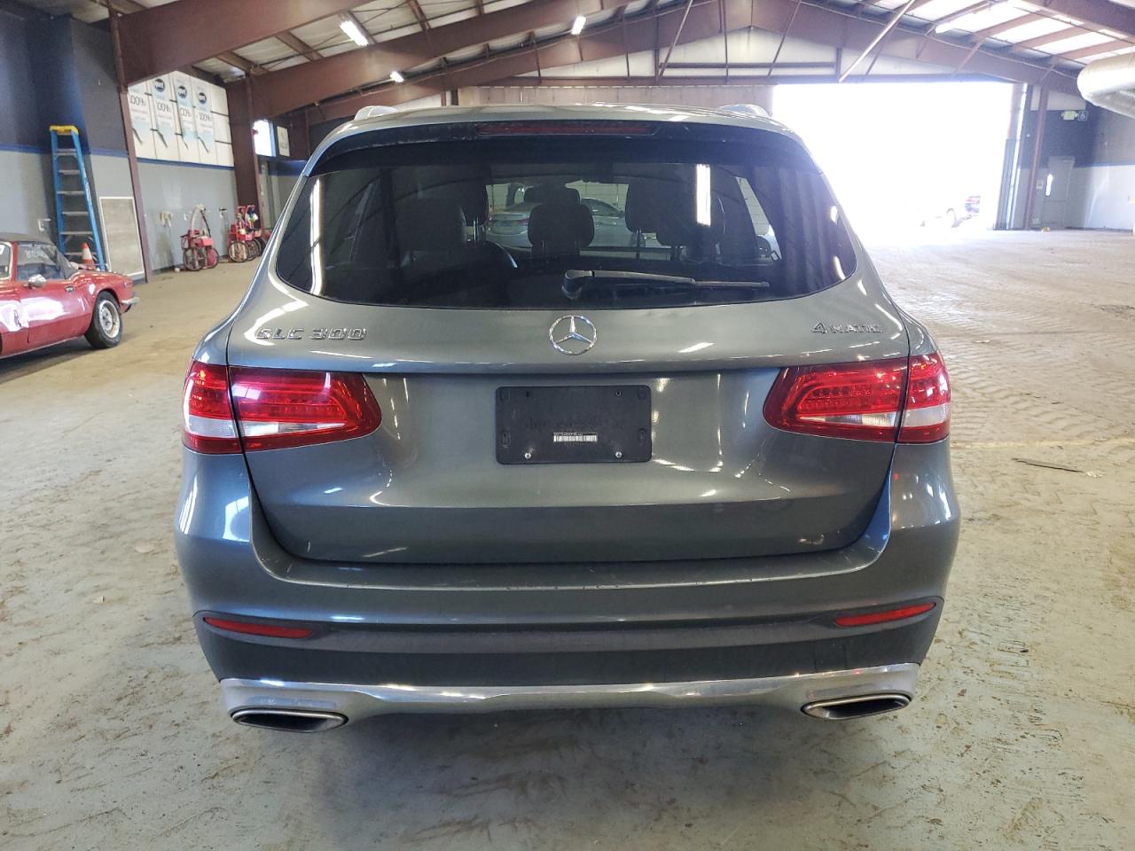 2016 Mercedes-Benz GLC - Image 6