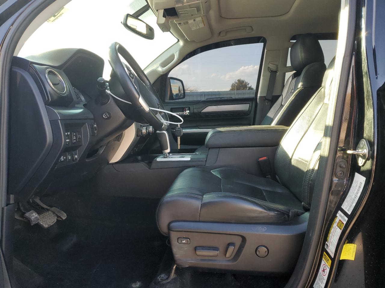 2017 Toyota Tundra - Image 7