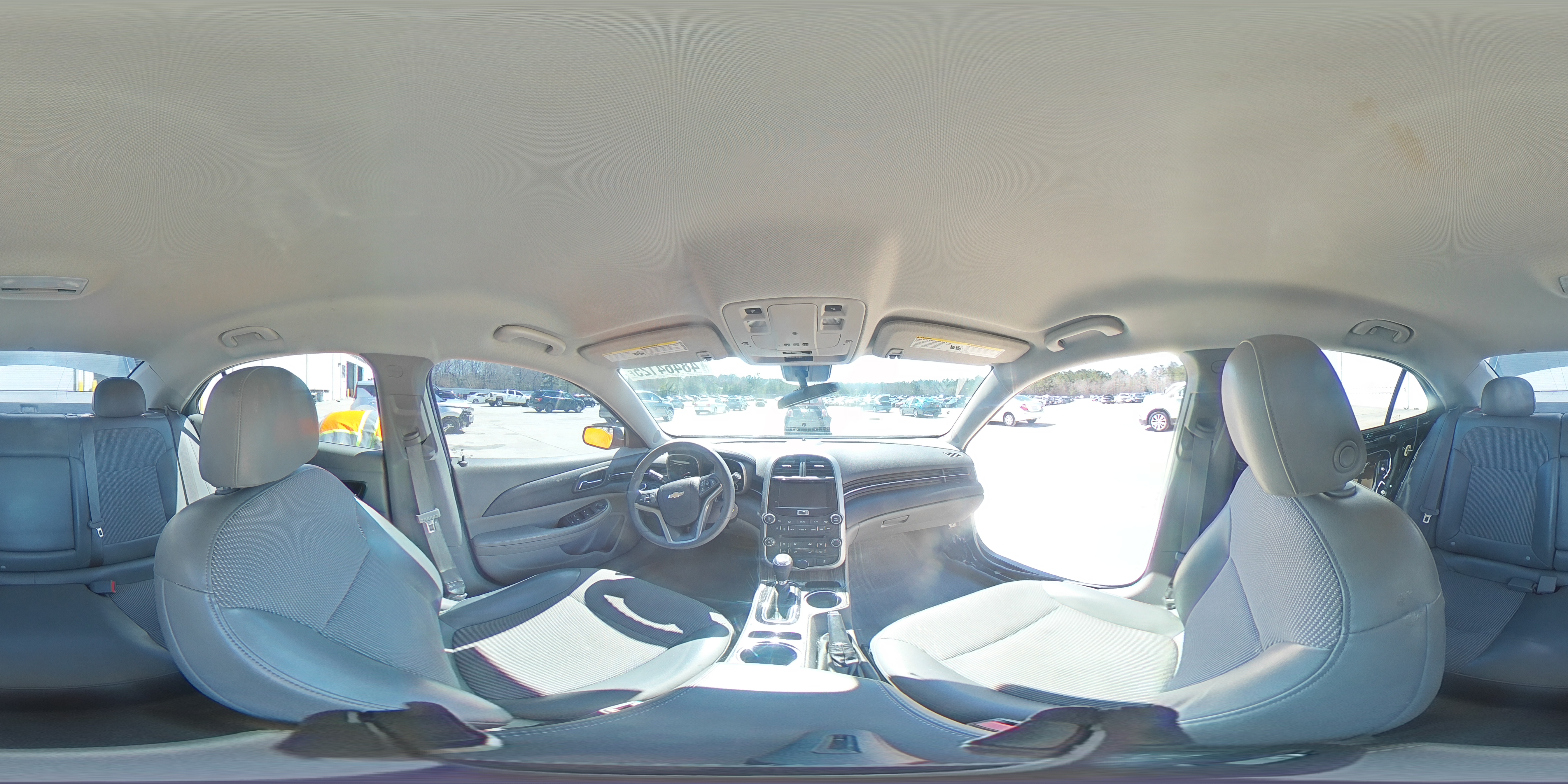 2016 Chevrolet Malibu - Image 13