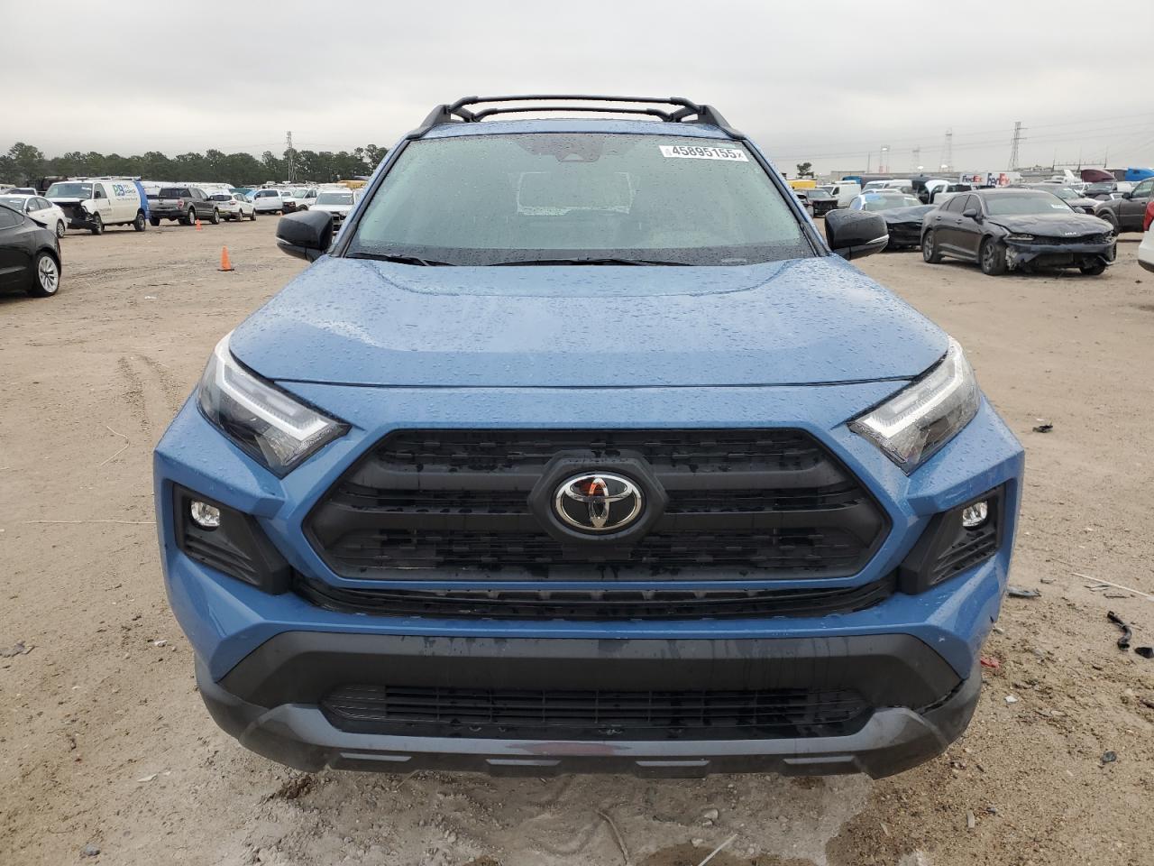 2024 Toyota RAV 4 - Image 5