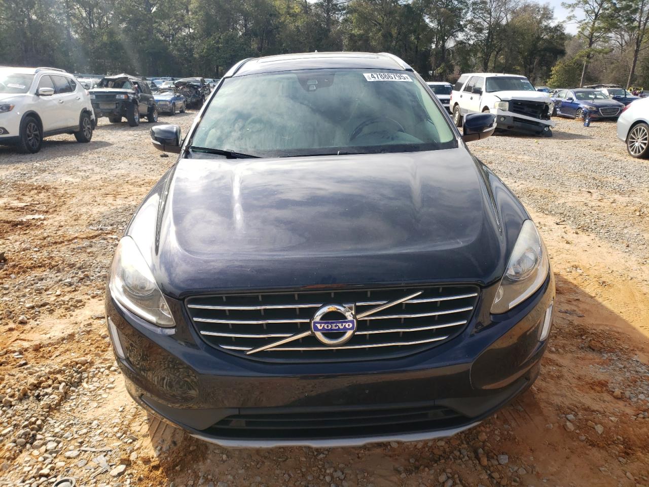 2016 Volvo XC60 - Image 5