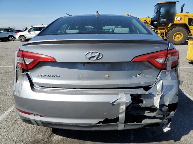  HYUNDAI SONATA 2017 Серебристый