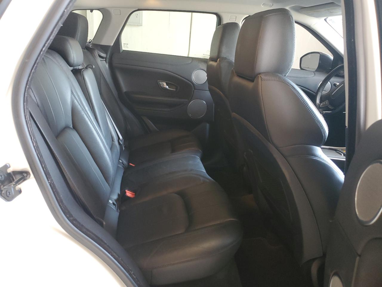 2018 Land Rover Range Rover - Image 10