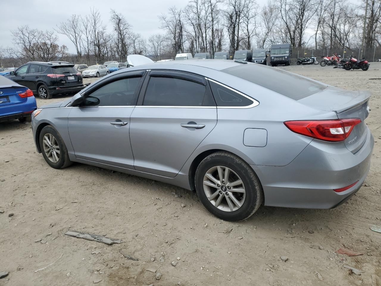 2017 Hyundai Sonata - Image 2