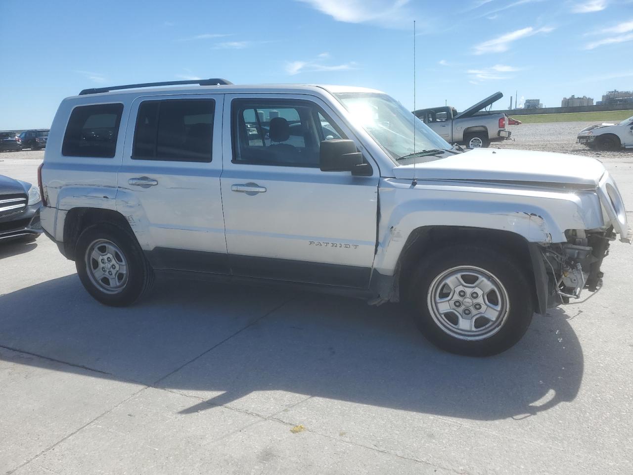 2012 Jeep Liberty (Patriot) - Image 4