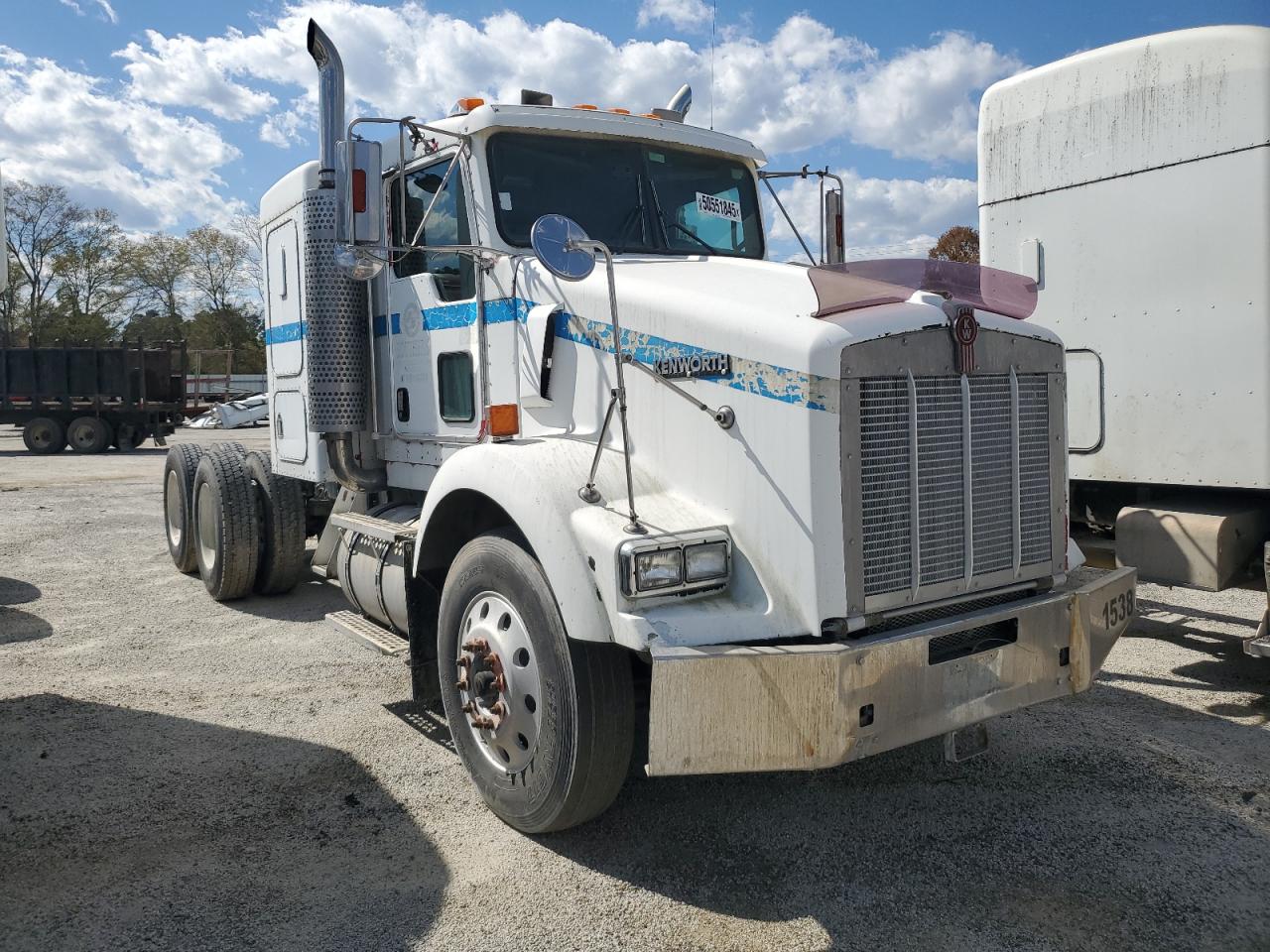 Harleyville, SC에서 판매 중인 2006 Kenworth T800 Semi Truck - Mechanical