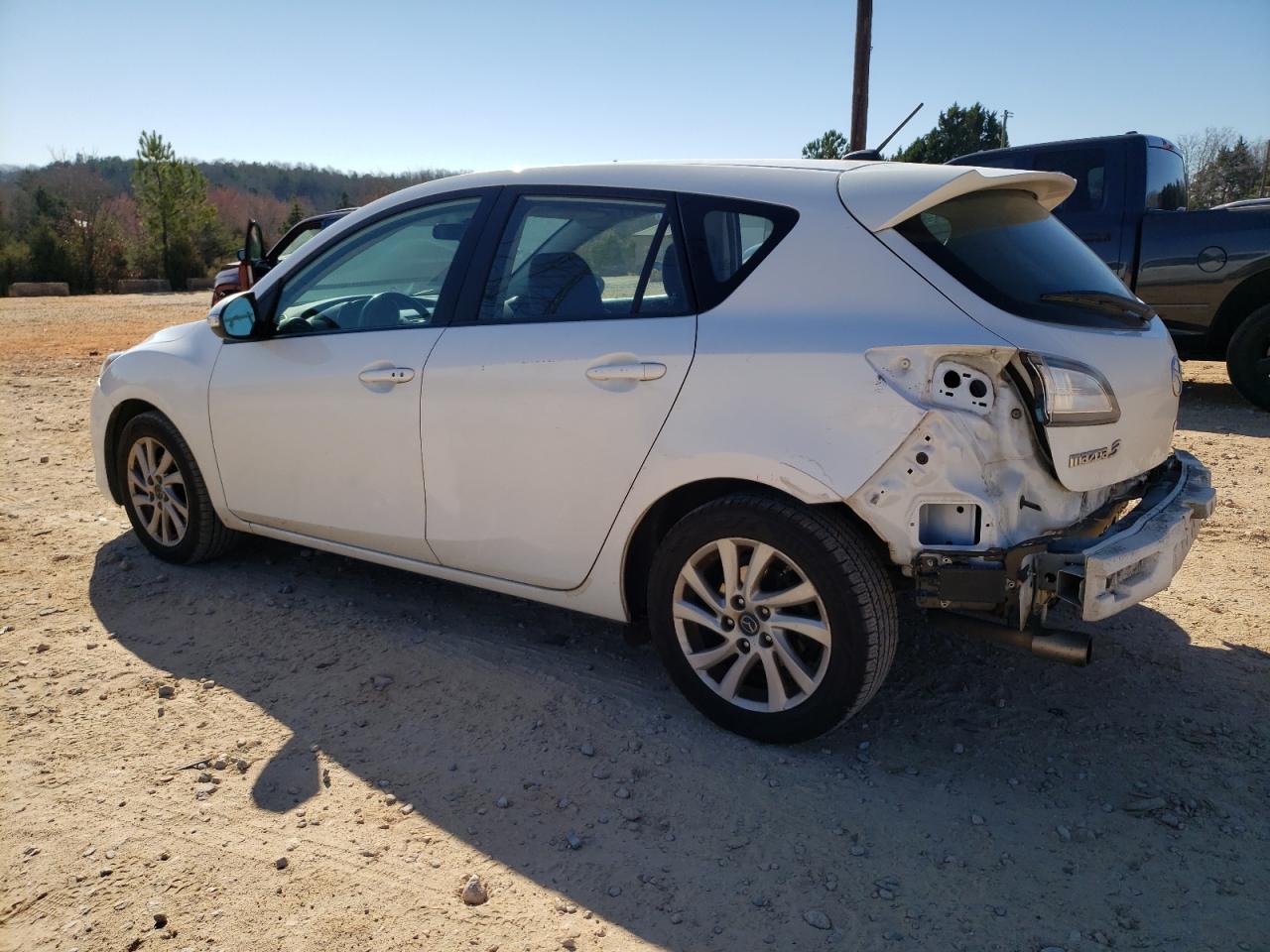 2013 Mazda 3 - Image 2