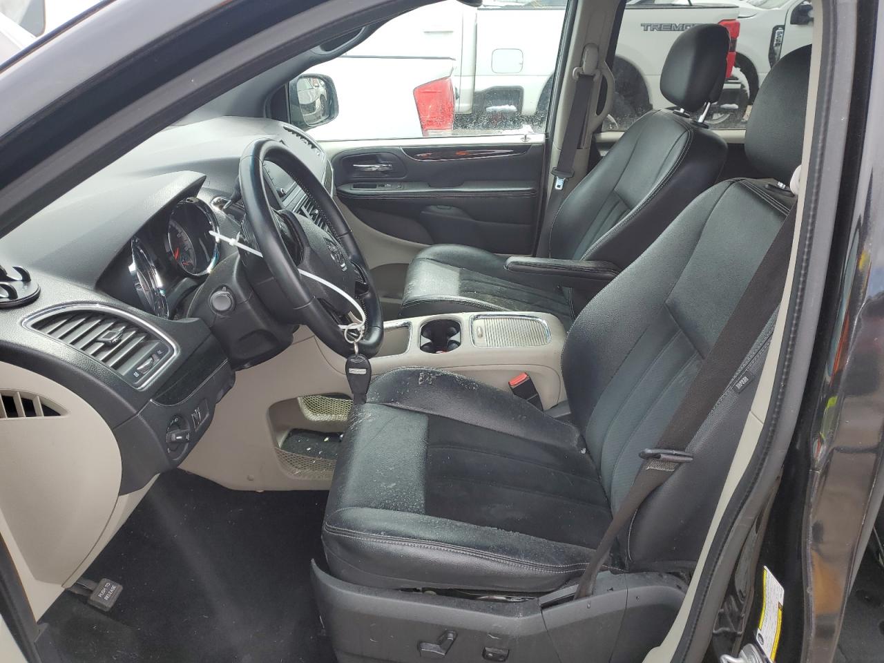 2017 Dodge Caravan - Image 7