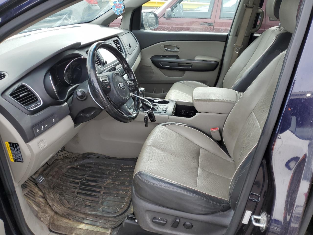 2018 Kia Sedona - Image 7