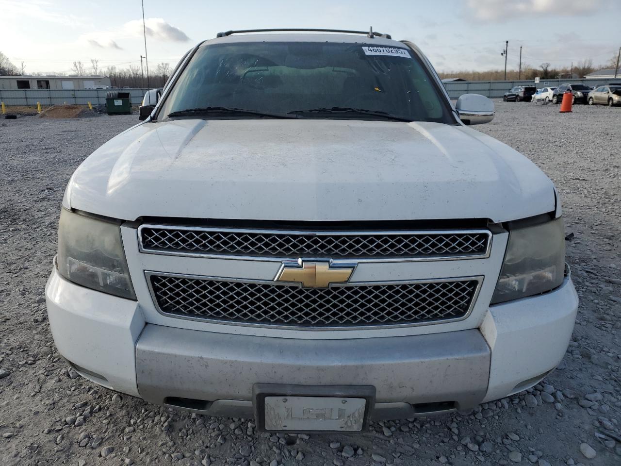 2011 Chevrolet Avalanche - Image 5