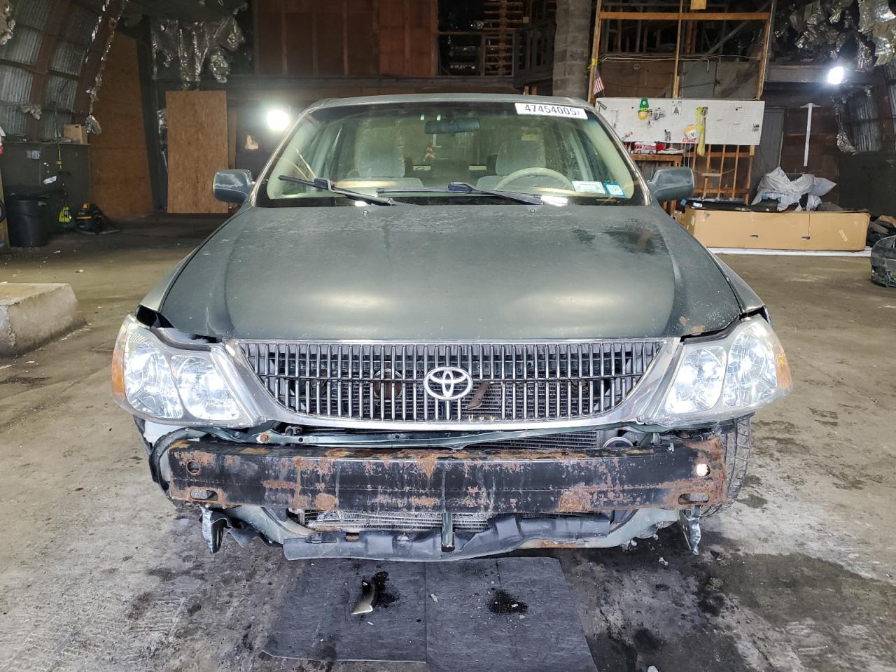 2002 Toyota Avalon - Image 5