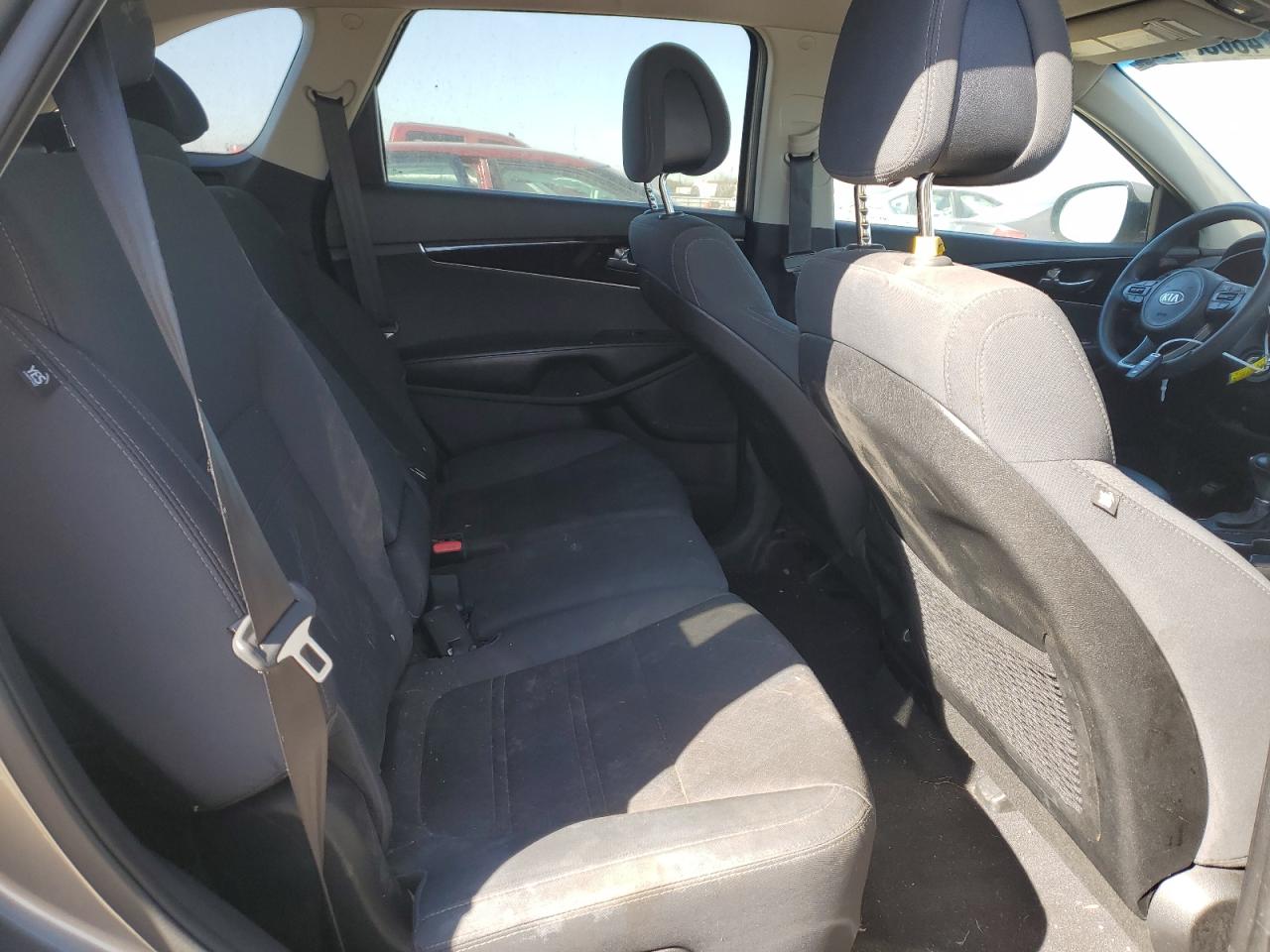 2016 Kia Sorento - Image 11