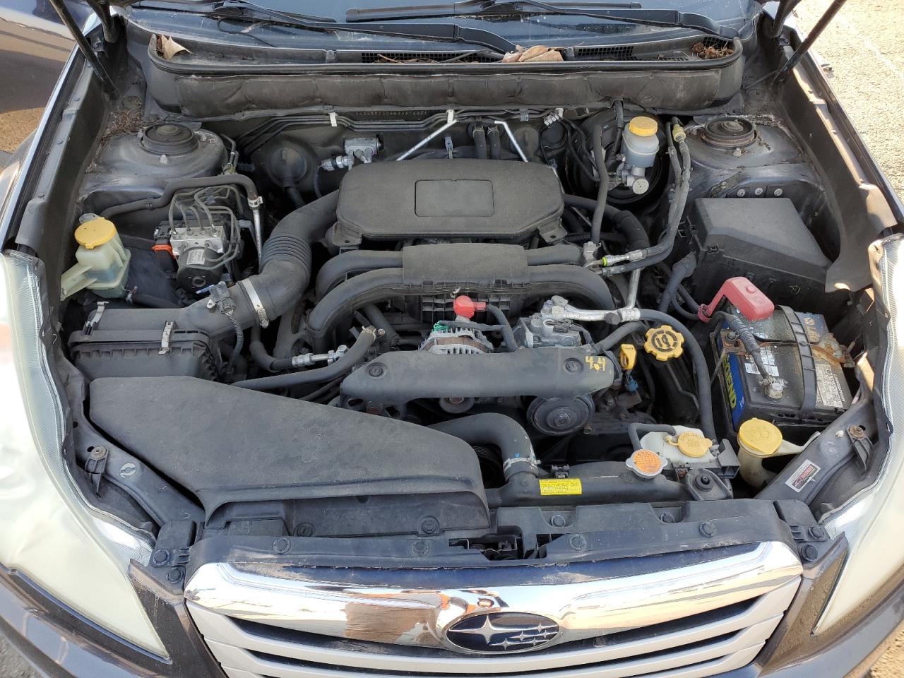 2011 Subaru Outback - Image 13