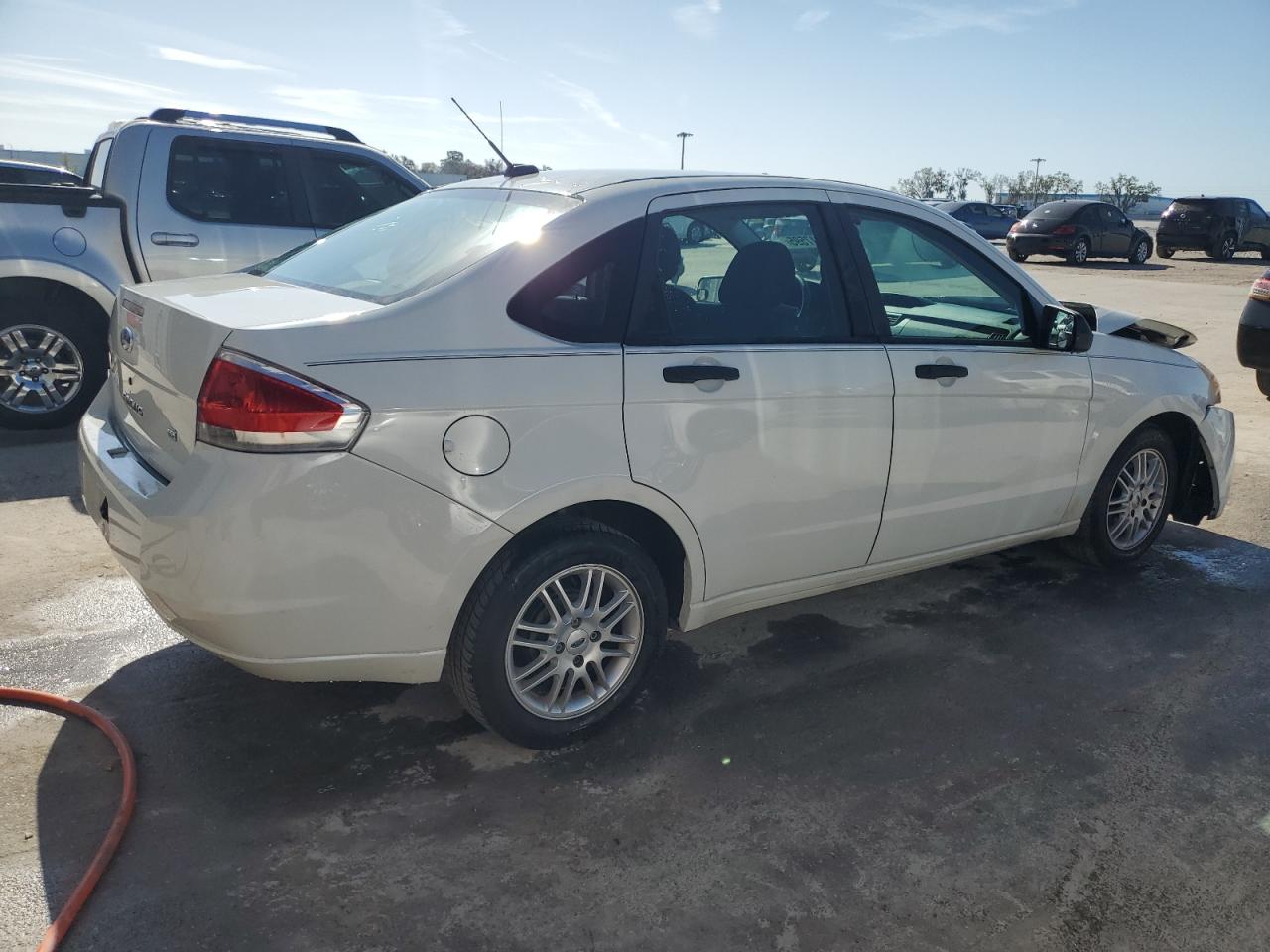 2009 Ford Focus - Image 3