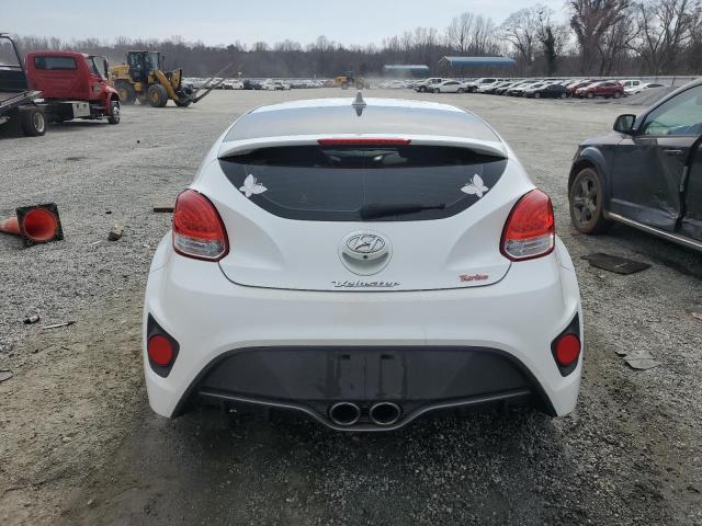  HYUNDAI VELOSTER 2016 Biały