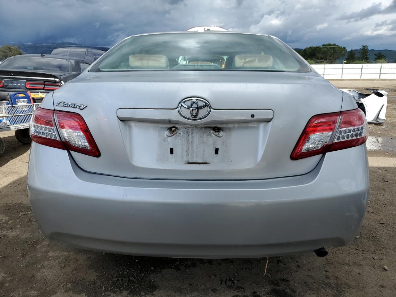 2010 Toyota Camry - Image 6