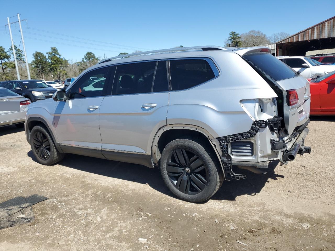 2019 Volkswagen Atlas - Image 2