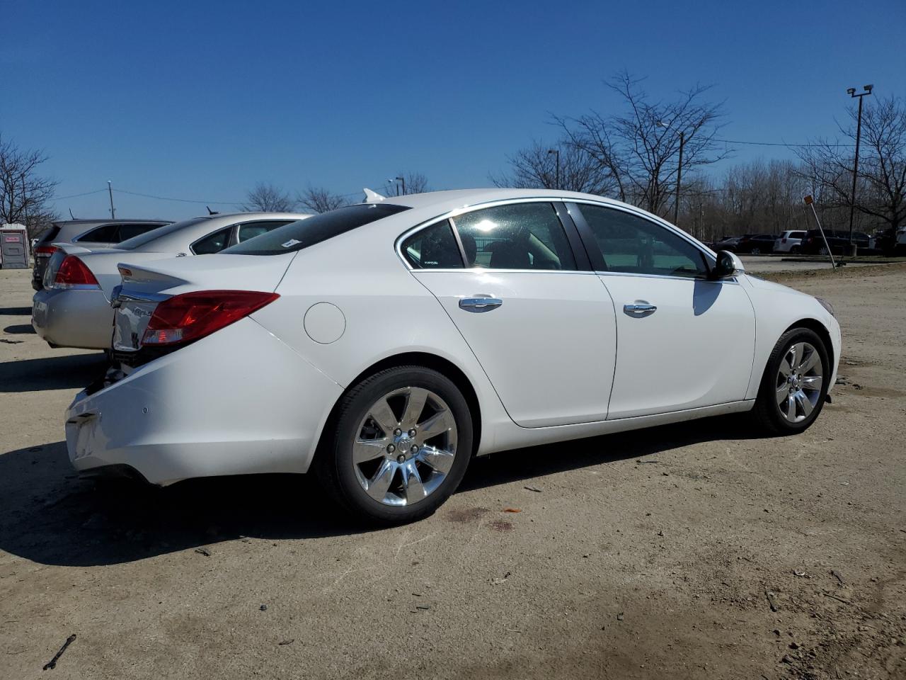 2013 Buick Regal - Image 3