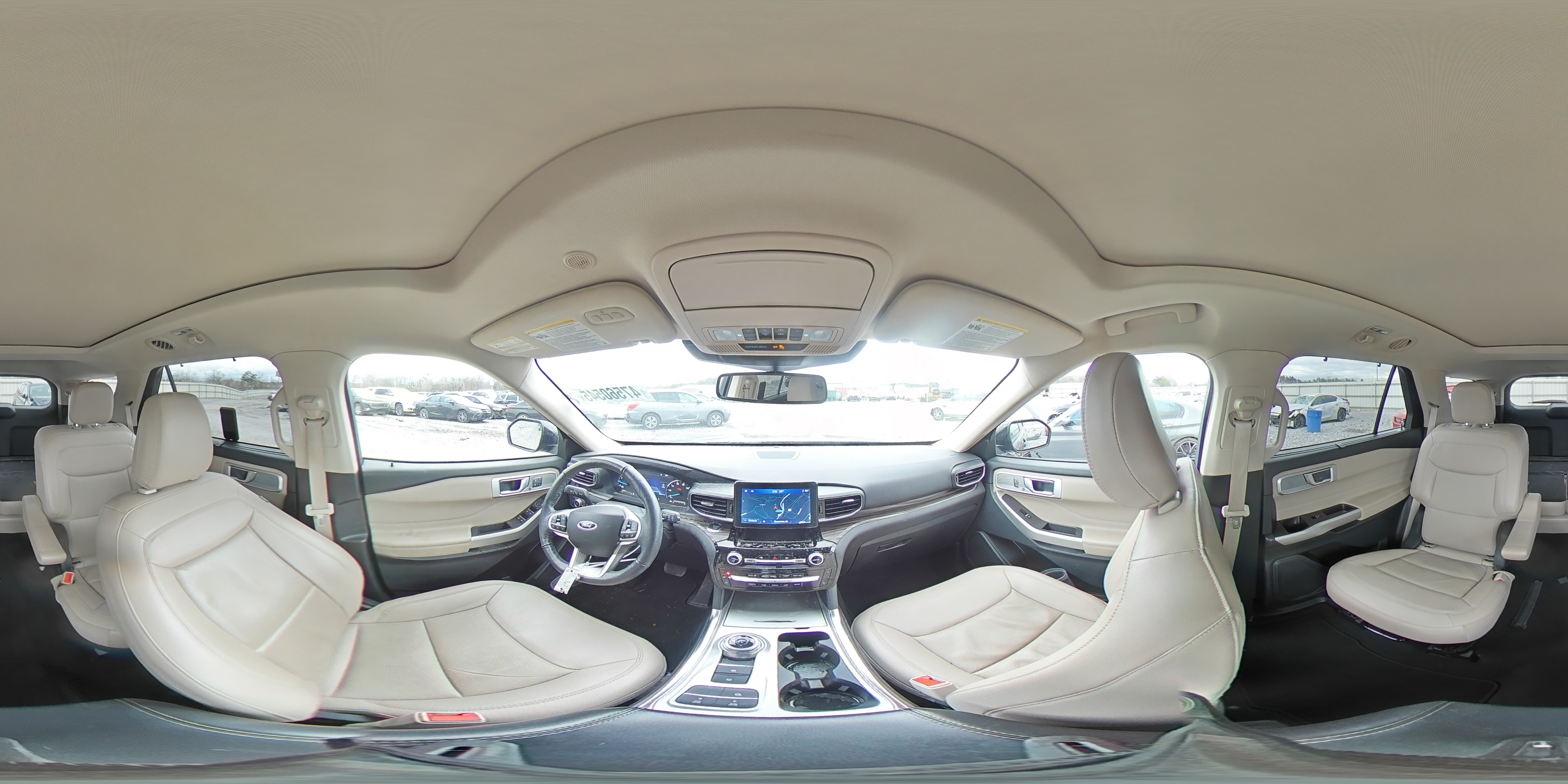 2022 Ford Explorer - Image 14