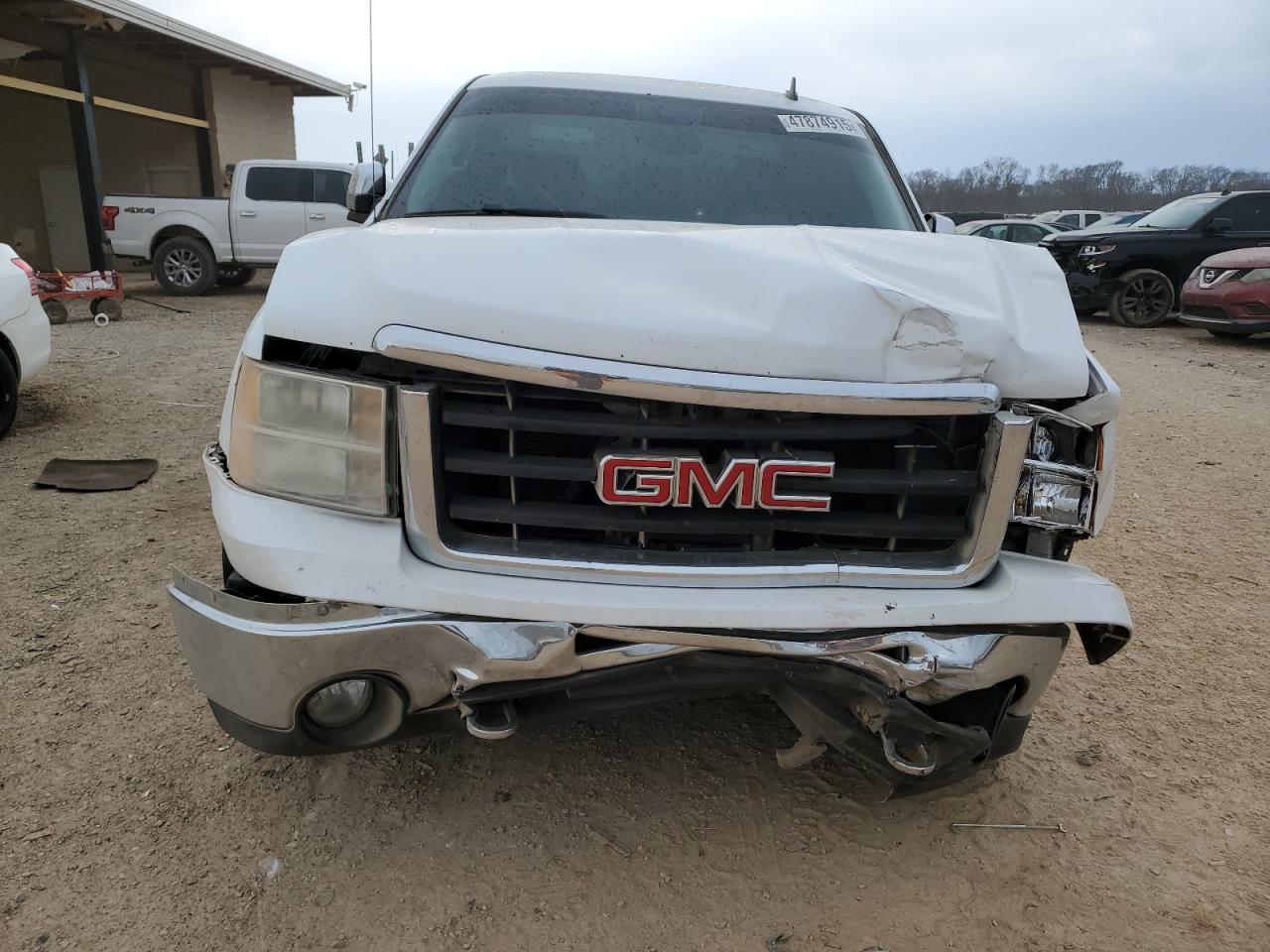 2011 GMC Sierra - Image 5
