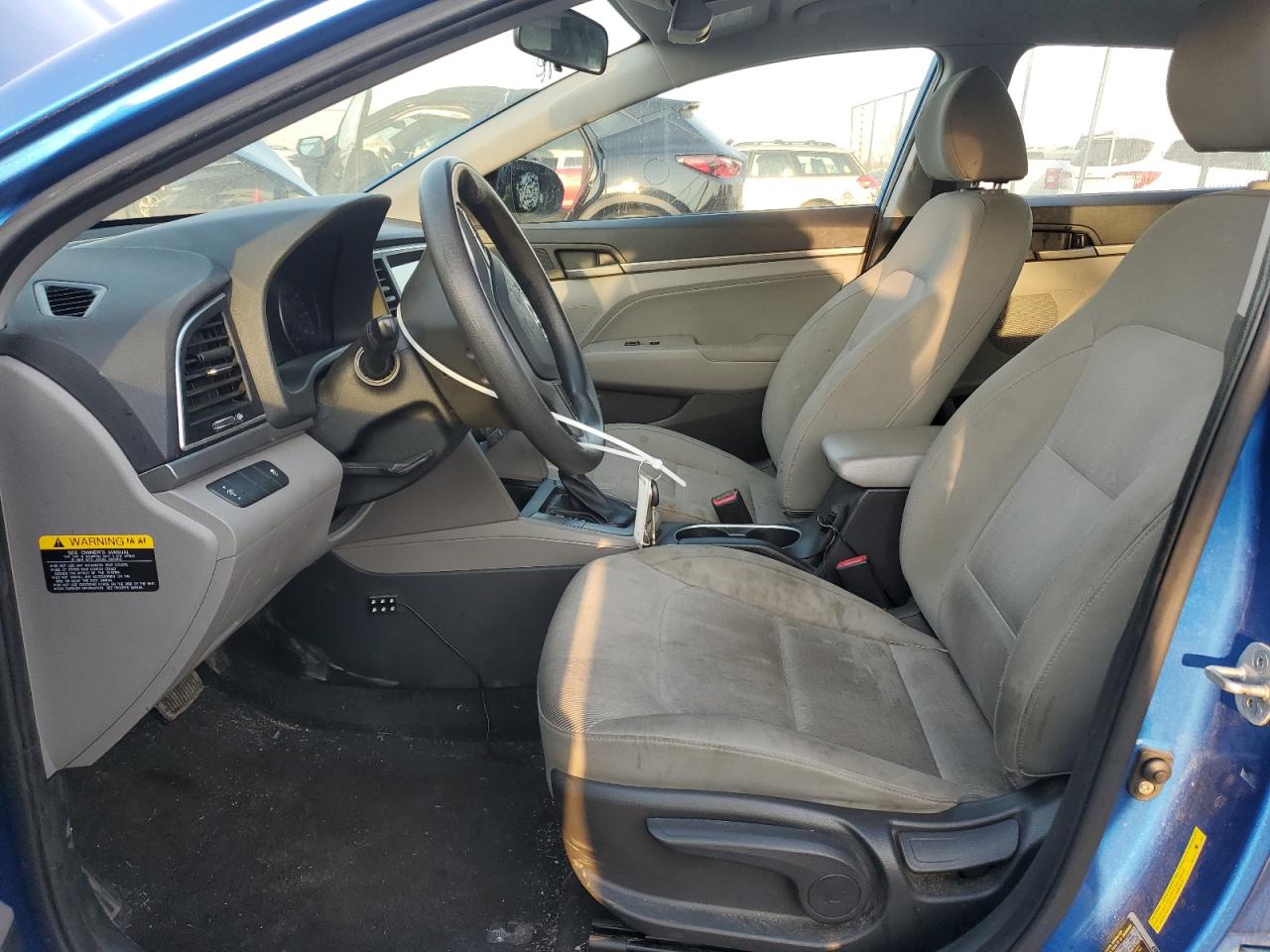 2017 Hyundai Elantra - Image 7