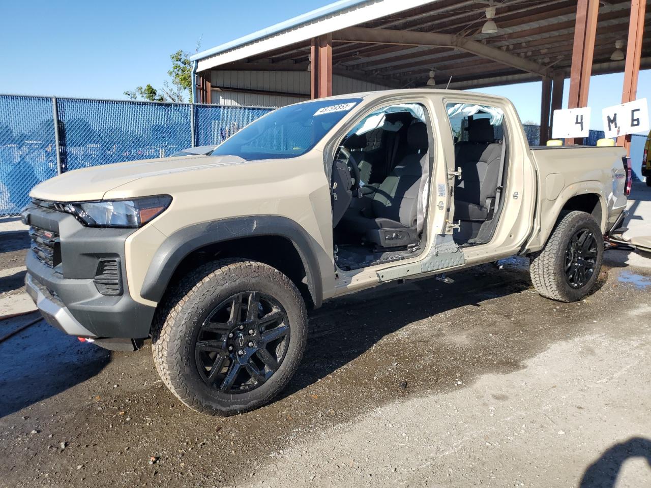 2024 Chevrolet Colorado Trail Boss for Sale in Riverview, FL - Side