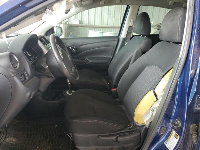  NISSAN VERSA 2018 Granatowy