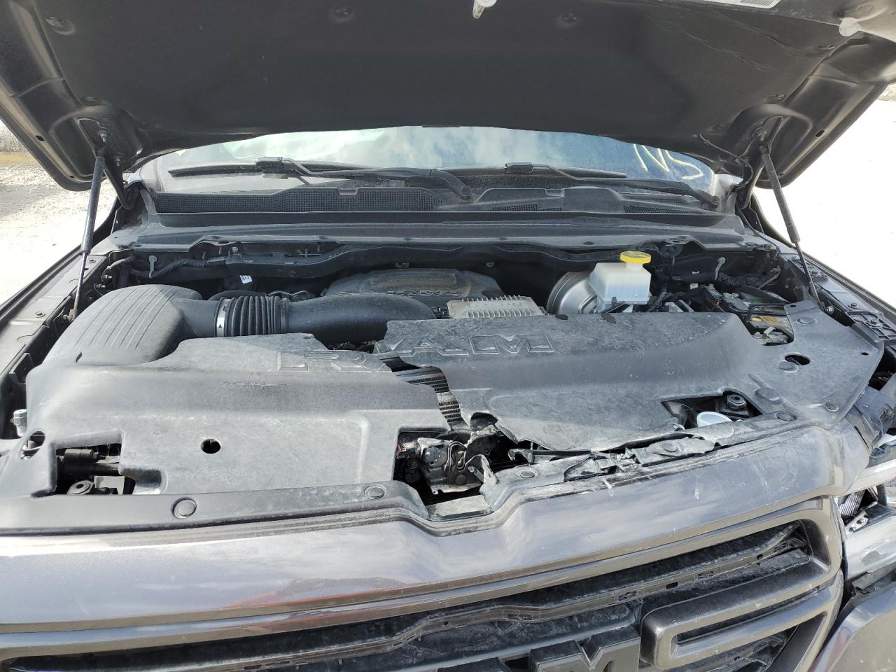 2021 RAM 1500 - Image 11